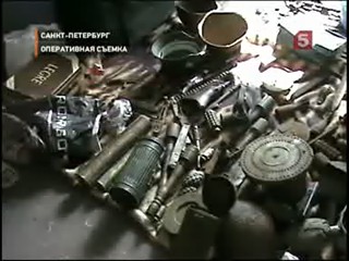 Видеоновость: Целый арсенал нашли оперативники Петербурга в одной из обычных квартир