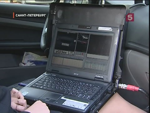 Видеоновость: Автовладельцы Петербурга попали под тройной контроль