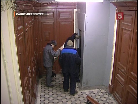 Видеоновость: На суде по делу о лифте-убийце в Петербурге допрошен главный свидетель