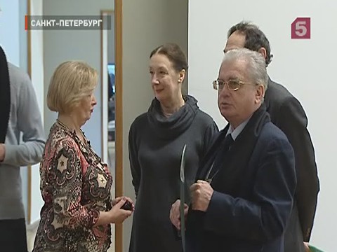 Видеоновость: Директор Эрмитажа Михаил Пиотровский установил личный рекорд — обошел залы Зимнего дворца всего за 1,5 часа
