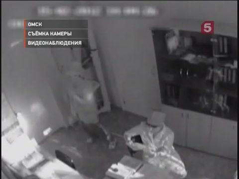 Видеоновость: Скрытые камеры фиксировали личную жизнь пациентов и действия докторов детской больницы