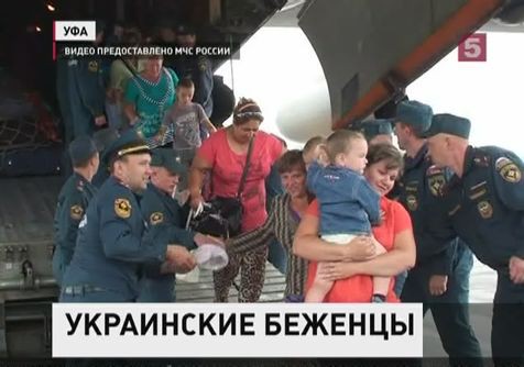 Российские регионы продолжают принимать беженцев с Украины Российские регионы продолжают принимать беженцев с Украины