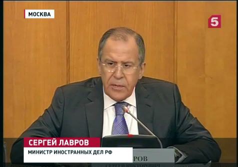 Перед вылетом в Берлин Сергей Лавров дал пресс-конференцию Перед вылетом в Берлин Сергей Лавров дал пресс-конференцию