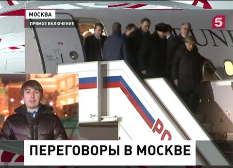 Ангела Меркель и Франсуа Олланд прилетели в Москву