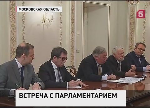 Владимир Путин в Ново-Огарёво встретился с председателем французского сената Жераром Ларше Владимир Путин в Ново-Огарёво встретился с председателем французского сената Жераром Ларше