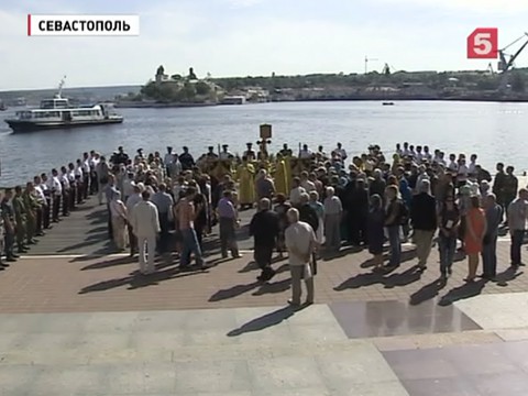 В Севастополе почтили память эмигрировавших в 1920 году соотечественников