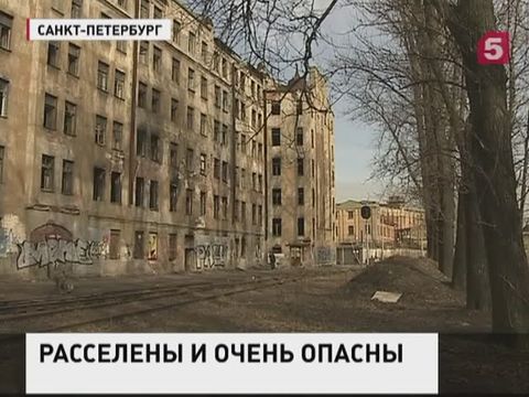 В Петербурге пытаются спасти архитектурные памятники