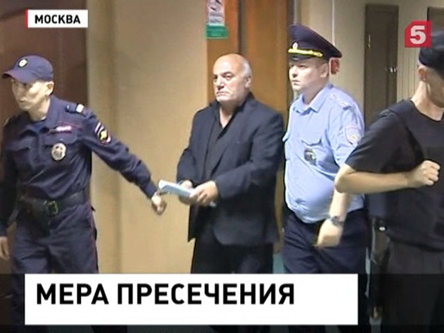 Суд арестовал Арама Петросяна, захватившего отделение банка в Москве
