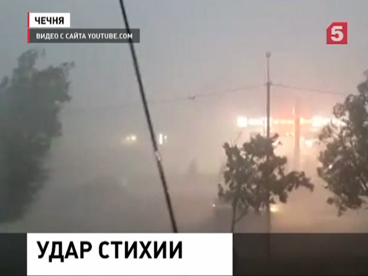 Опубликовано видео разрушительного урагана в Грозном