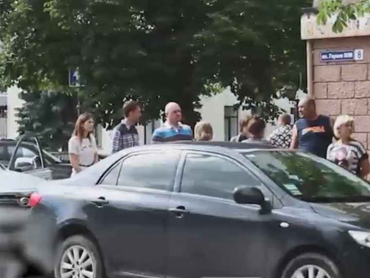 Первое видео с места взрыва в Луганске