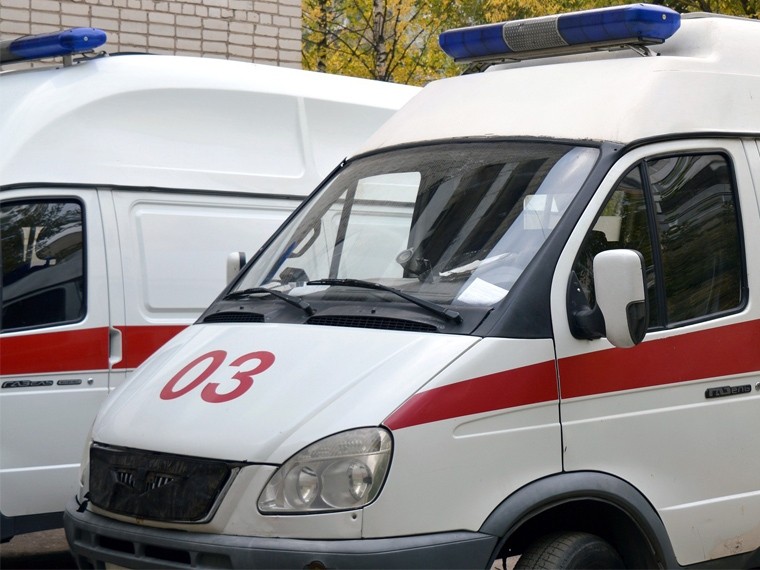 Двухлетний ребенок погиб под колесами машины своего отца в Подмосковье