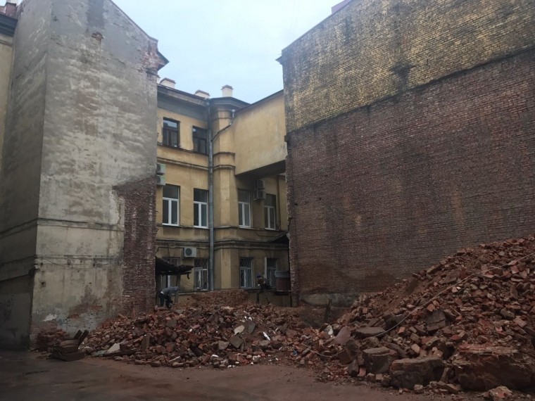 В Петербурге возбуждено уголовное дело об уничтожении строения XVIII века