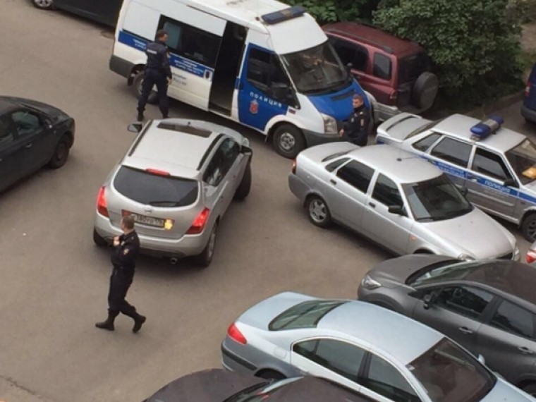 Полиция изымает документацию по скупке голосов на выборах в Кузьмолово