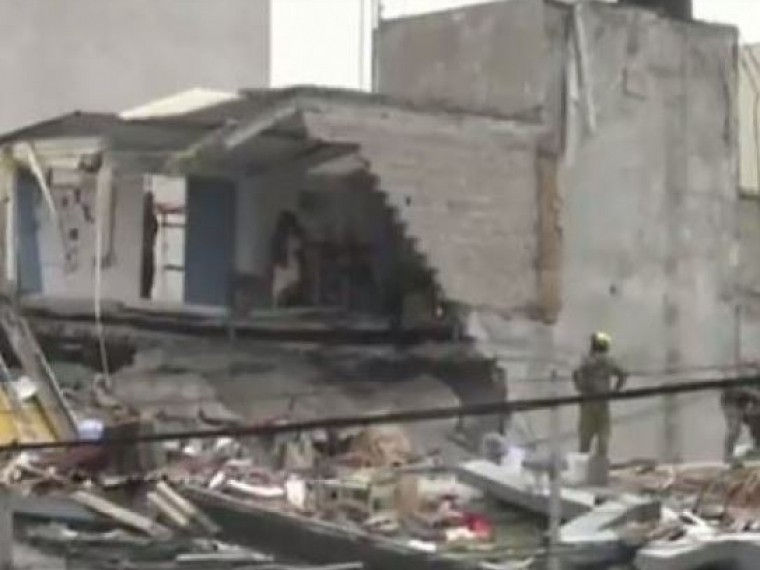 Число жертв землетрясения в Мексике достигло 305 человек