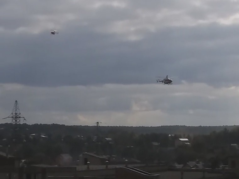 Сразу три санитарных вертолета прибыли на место ДТП в Москве