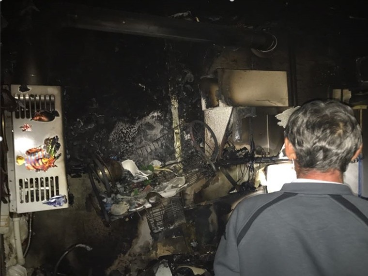 В Анапе после вспышки газа в жилом доме начался пожар