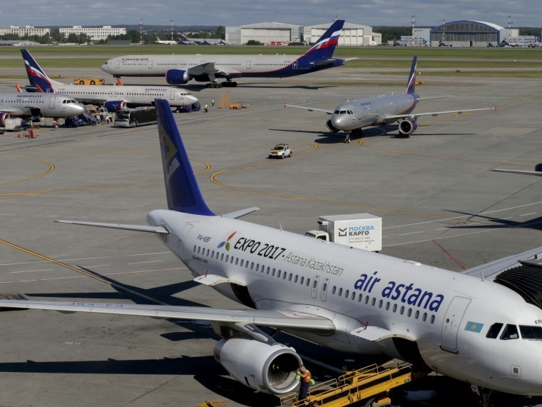 Борт компании «Air Astana» совершил аварийную посадку в Китае