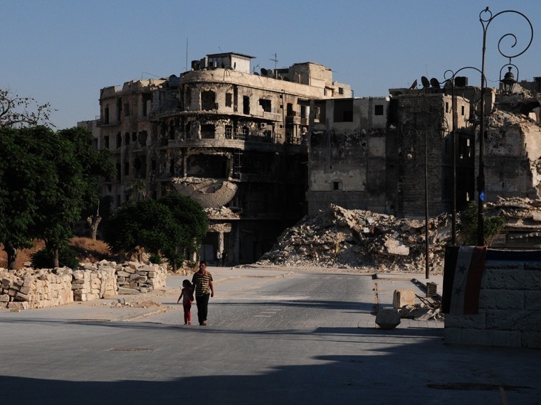 МО РФ: Более 92 процентов сирийской территории освобождено от террористов ИГИЛ*