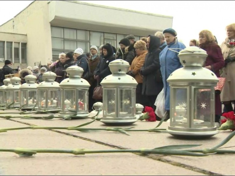 В Москве на Дубровке почтили память погибших при теракте 15 лет назад
