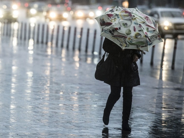 В Москве в воскресенье — потепление и дождь