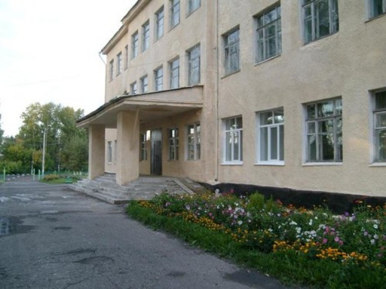 Закрытую из-за радиации школу в Кузбассе собираются ремонтировать