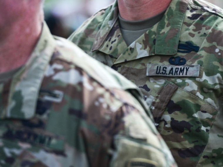Стало известно, когда в армии США смогут служить трансгендеры