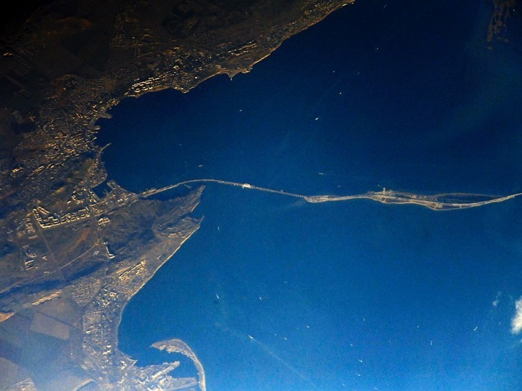Российский космонавт разглядел Крымский мост с МКС