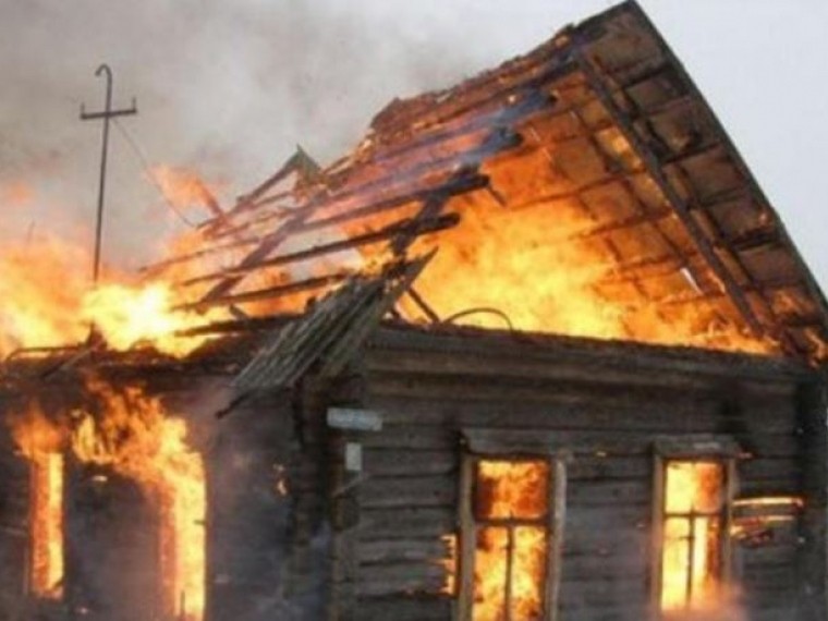В Омской области мужчина спас из огня троих детей ценой собственной жизни