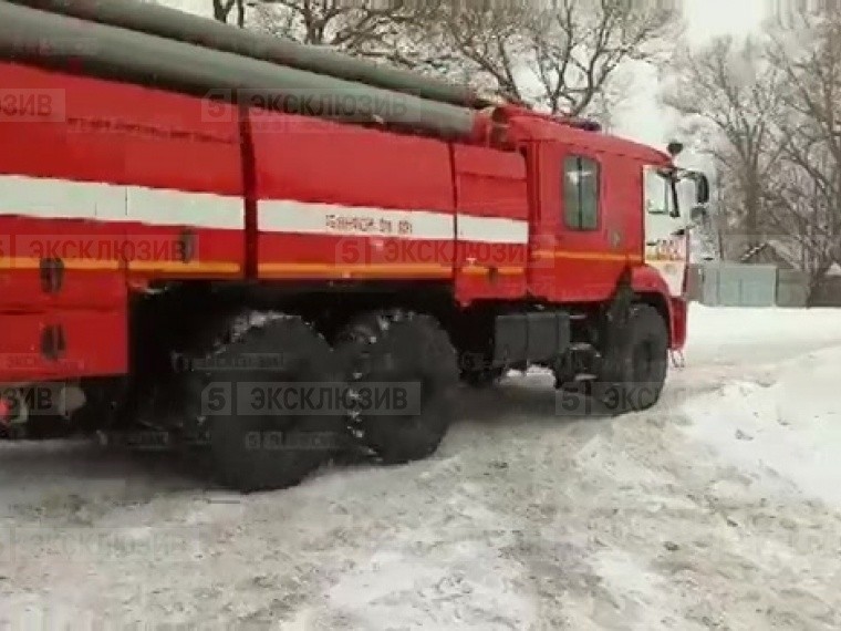 Пятый канал публикует эксклюзивные кадры с места крушения АН-148 в Подмосковье