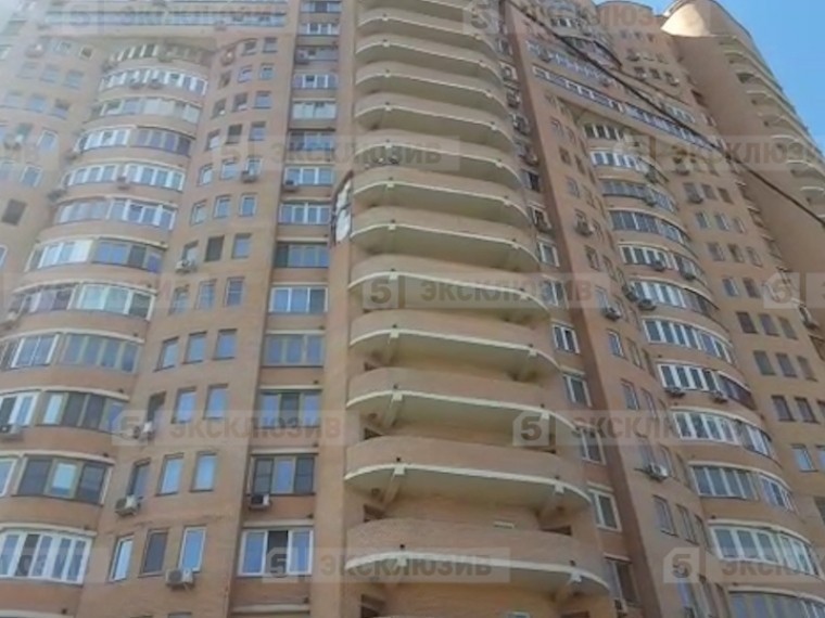 Первое видео с места обрушения высотки в Москве