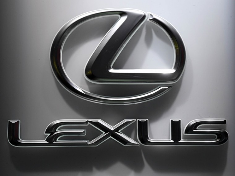   Lexus Toyota  -   