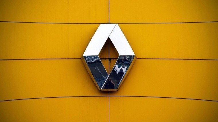  ,     Renault