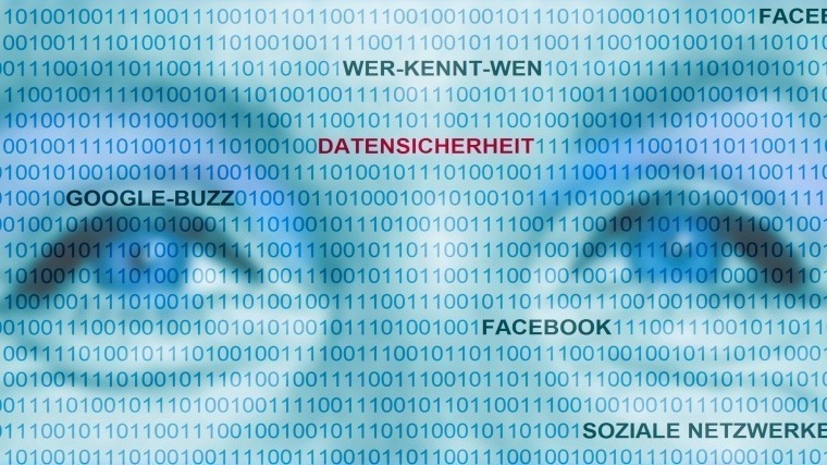 Facebook будет проверять фото и видео на достоверность