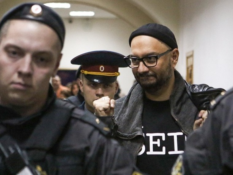 Режиссера Серебренникова оставили под домашним арестом до 19 июля