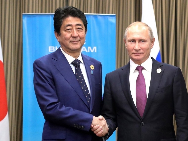 Абэ высказался по поводу мирного договора Японии и России