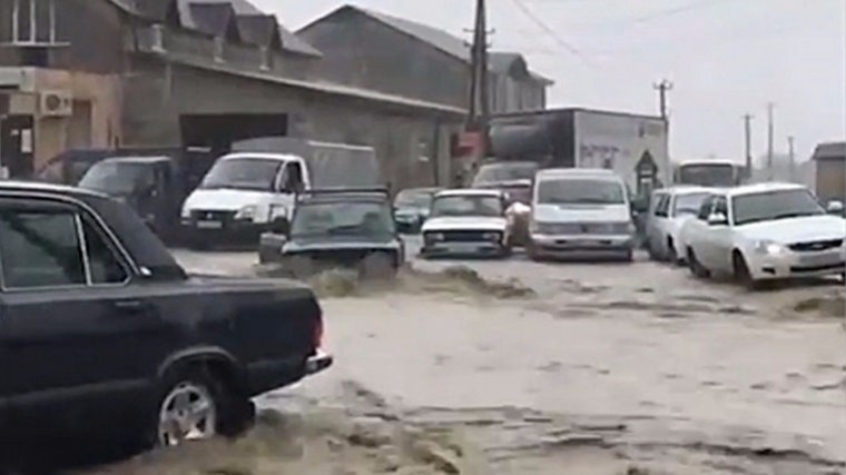 Дагестан утопает в дождях — видео