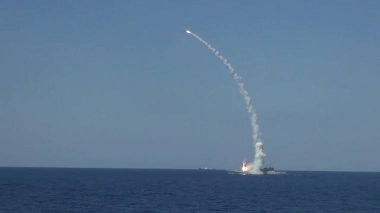 Впечатляющий запуск «Калибров» в Черном море попал на видео